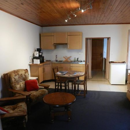 Hotel Les Charmilles De Mormal Landrecies Exteriör bild