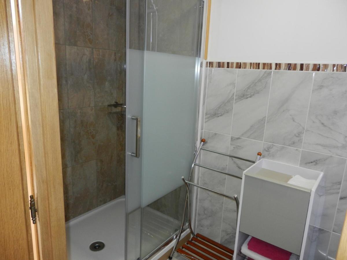 Hotel Les Charmilles De Mormal Landrecies Exteriör bild