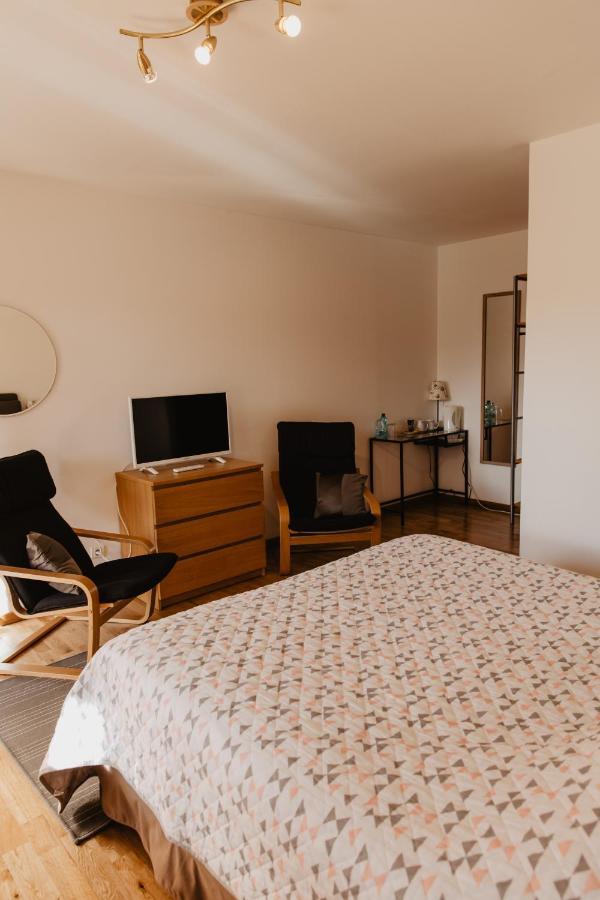 Hotel Les Charmilles De Mormal Landrecies Exteriör bild