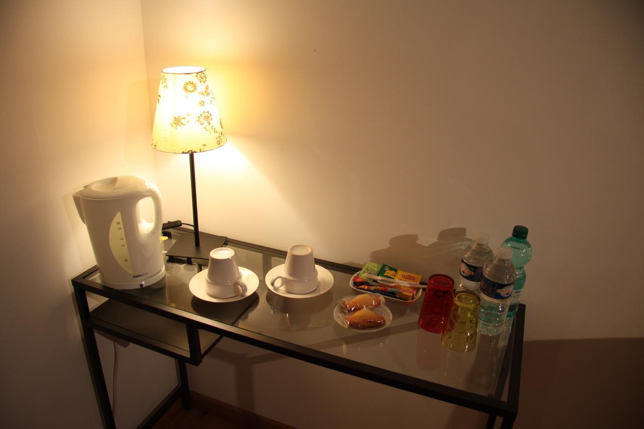 Hotel Les Charmilles De Mormal Landrecies Rum bild