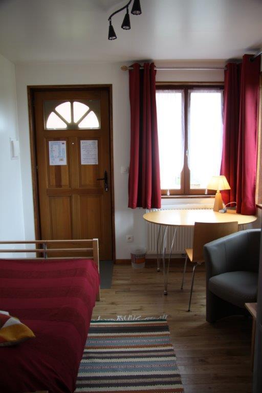 Hotel Les Charmilles De Mormal Landrecies Exteriör bild