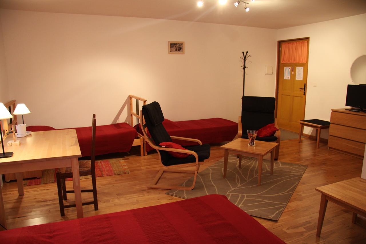 Hotel Les Charmilles De Mormal Landrecies Exteriör bild